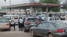  Crowd in petrol station